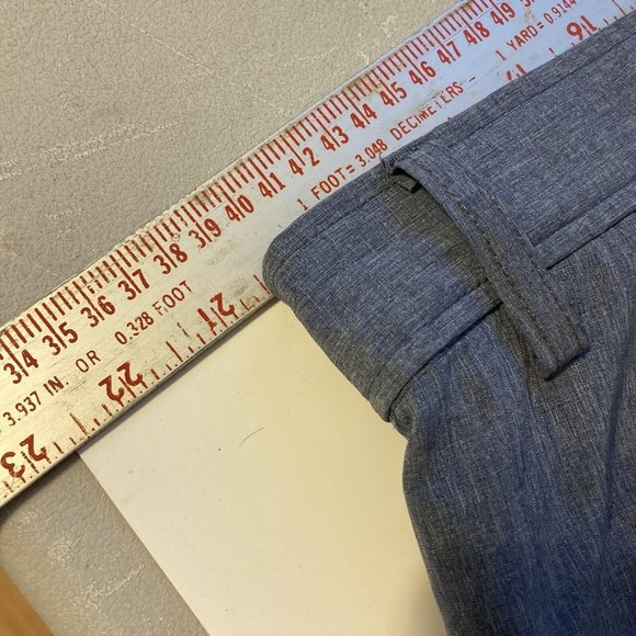 32 Degrees Cool Men's Performance Grey Shorts Size 40 - Picture 7 of 12